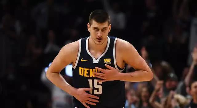 「字母哥」个人技术最好10大球星：乔治上榜，詹皇第6，字母哥未上榜