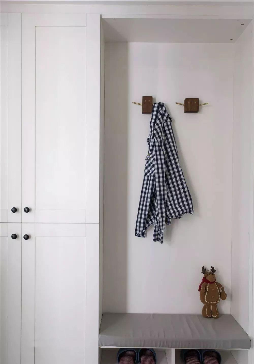 『』70㎡小两房，一进玄关就被迷住，做刚需房太合适了，实用又漂亮！