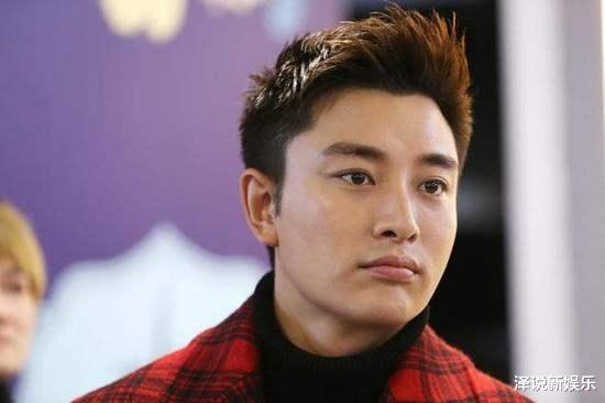 贾乃亮|贾乃亮激动到下跪，只因获得新封号，网友: 李小璐后悔已晚