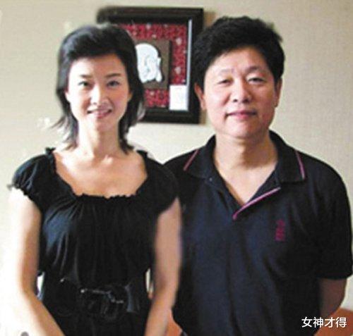 春晚|“春晚常客”宋祖英,与丈夫婚后13年才有儿子,54岁现如何?