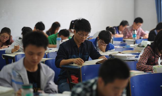 专升本|教育部发布通知,专科生迎来“坏消息”,学生很苦恼:难以接受