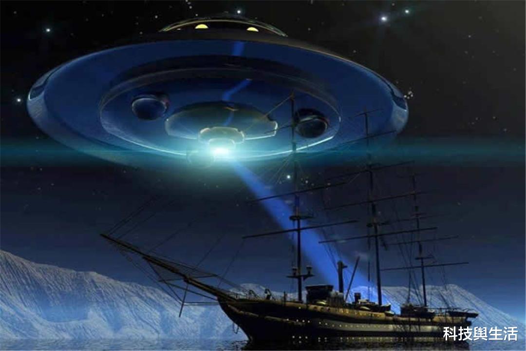 UFO|百万年前坠湖的三角形UFO，重现于格兰陵岛，疑似外星飞船！