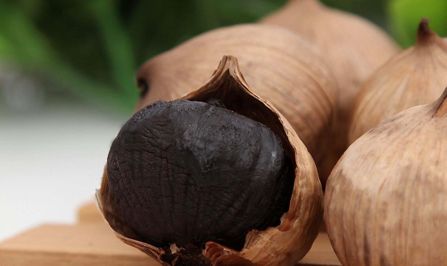 『玫瑰花茶』女性朋友在过了40岁之后,每天常吃一些此物,卵巢会越来越健康