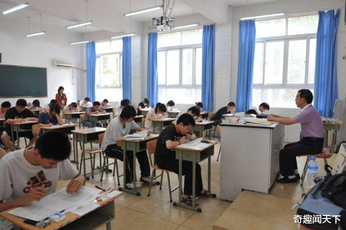 |84岁大爷参加高考，估分660分，分数出来后大爷梦想实现