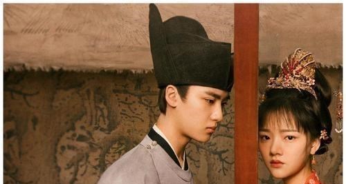 唐嫣@陈钰琪步唐嫣后尘，《古董局中局》新剧男主、男二接连翻车