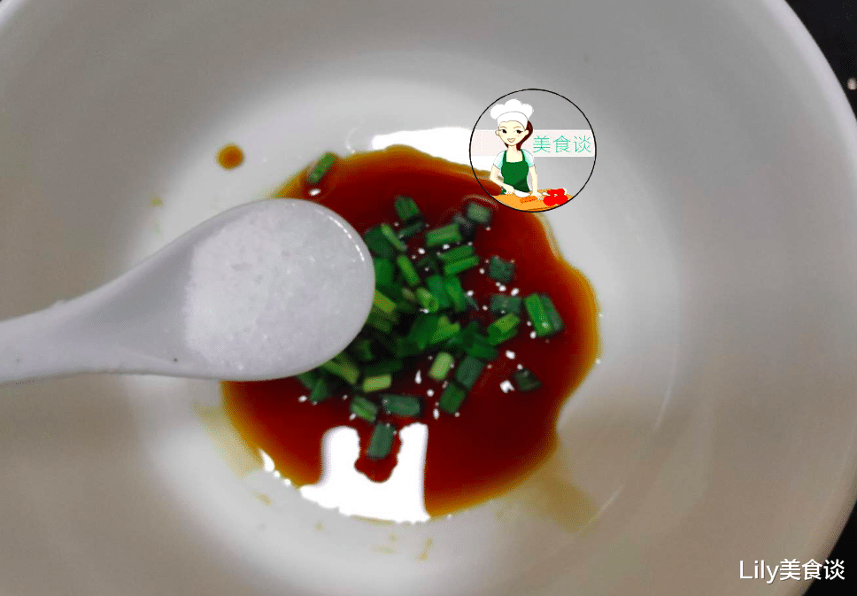 阳春面▲早餐就馋这碗面,一煮一兑,3分钟上桌,营养又顶饱,我最乐意做