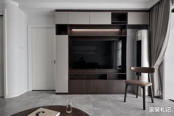 【】新房还是简装好！134平干净利落，住上三代也不过时