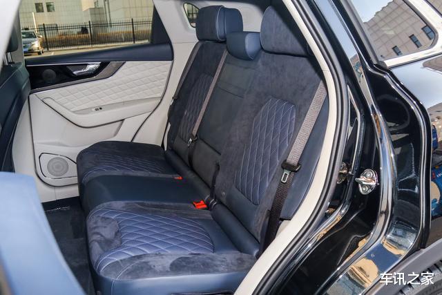 宝马X5|红旗HS5又破纪录，18万就拥有不输于奥迪Q5L的性价比，难怪卖得好