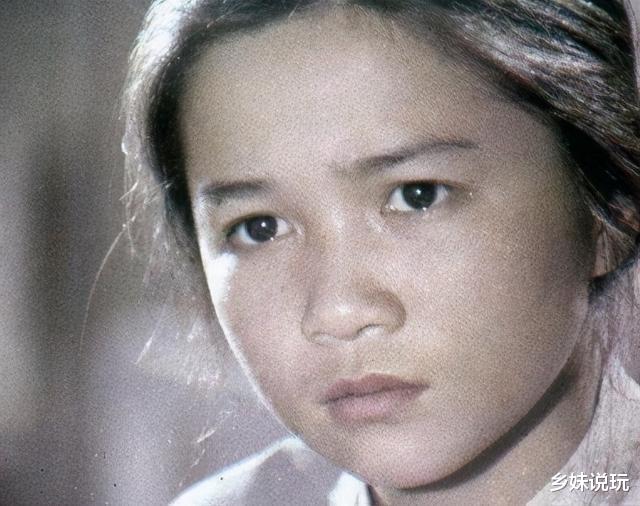 蔡明|“春晚钉子户”蔡明，一年痛失两位亲人，58岁在病床上哭成泪人