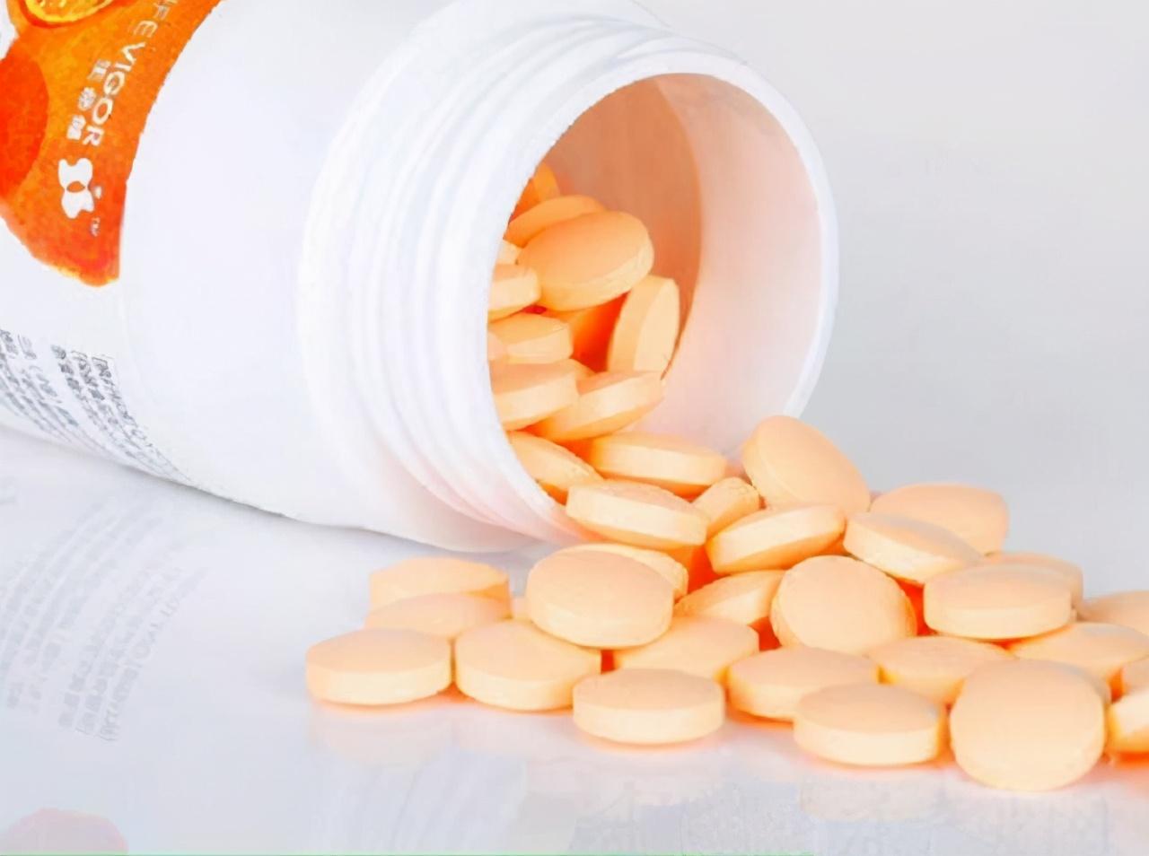 馒头|鱼刺卡喉咙，喝醋吃馒头都不对！嘴里含一片它，鱼刺自己溜出来