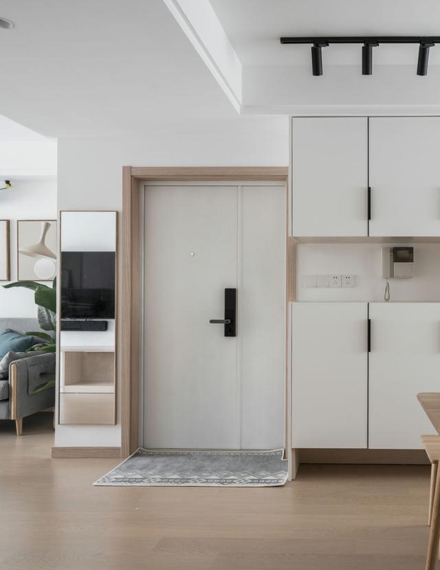 电视背景墙|她115㎡新家意外圈粉，全屋干净整洁，日式收纳尤为亮眼