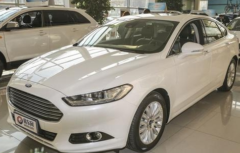 大众帕萨特|12左右的二手车中级车，有什么好选择？