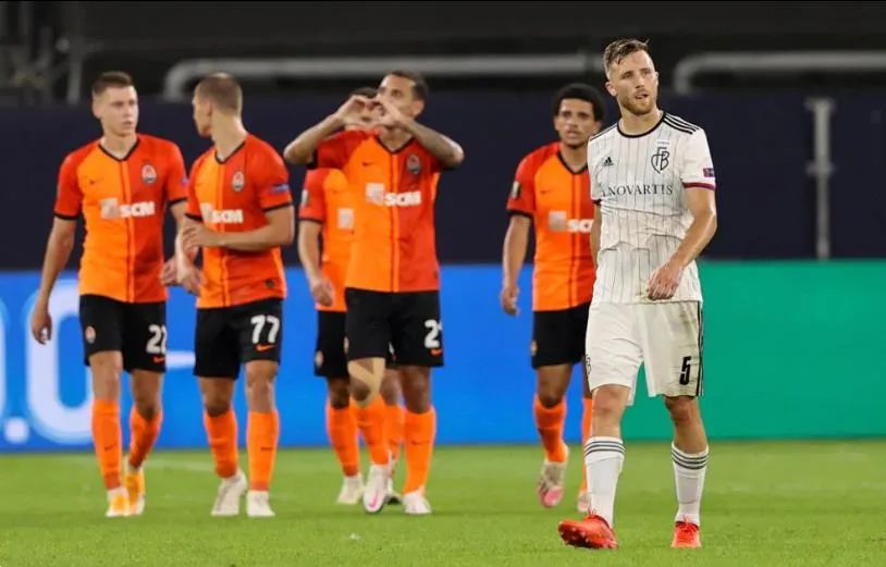 欧联杯|无缘半决赛！一场4-1让黑马轰然倒下，法甲季军获欧冠正赛创历史