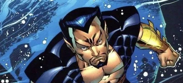 漫威|漫威首个超级英雄，为何被官方雪藏这么多年？只因他另一个身份！