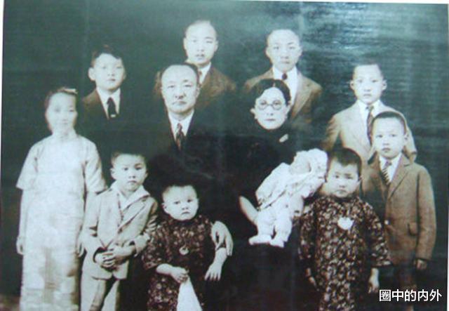 斯大林|他因好友妻子太漂亮，杀友夺妻，生下十个子嗣，死后还享受国葬