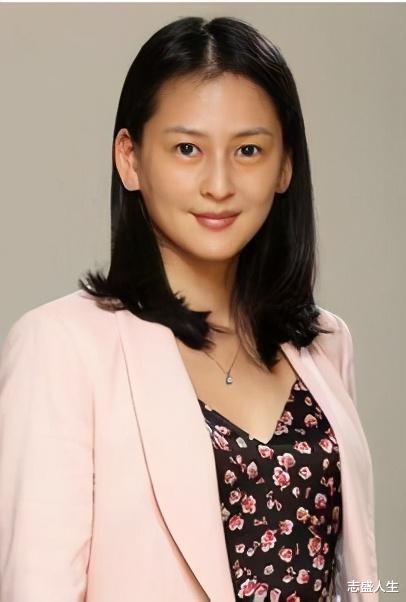 非诚勿扰|《非诚勿扰》情感导师，自己婚姻破裂上台指导别人，网友：您配吗