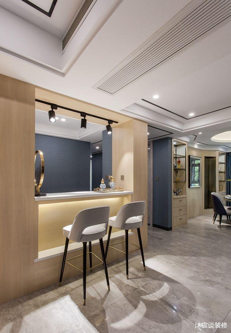 『』204㎡住一家三口，一入玄关就沦陷，现代轻奢上档次，每步皆是景