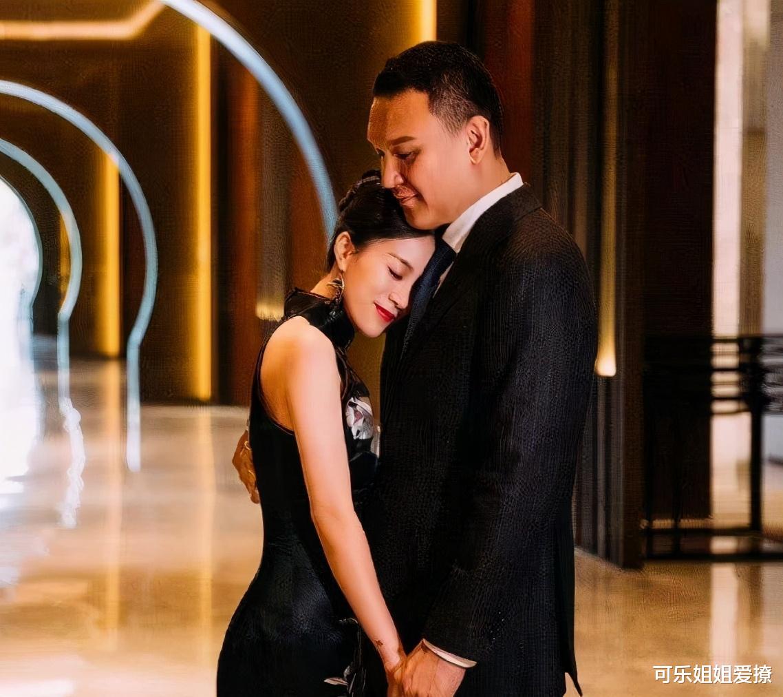 陈冰|瞒着丈夫参加《好声音》，火了之后直接离婚，如今沦落到无人识