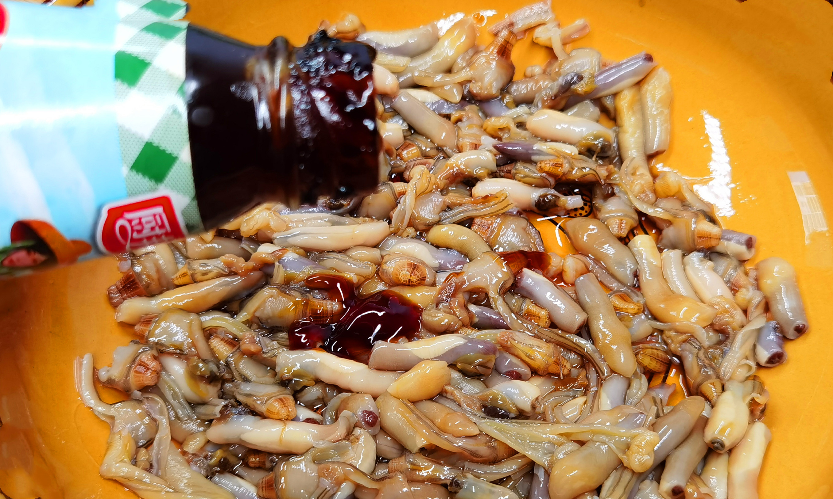 『饺子』5月遇到此肉别手软，韭菜和它是绝配，女性要多吃，包饺子吃最香