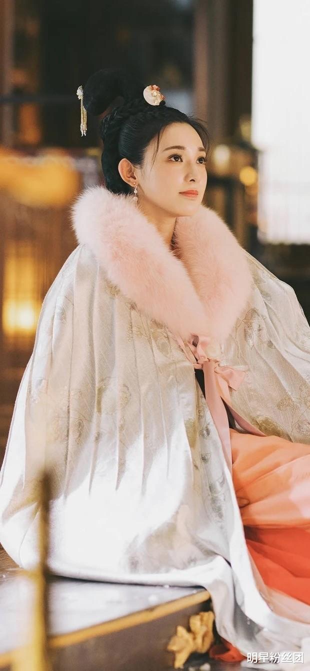 彭小苒|彭小苒新剧《君九龄》终于要开拍，造型比小枫还要美，男主也超帅