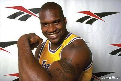 迈克尔·乔丹@必须承认！乔丹之后超巨只有8人，那么这8人分别是哪些球星？