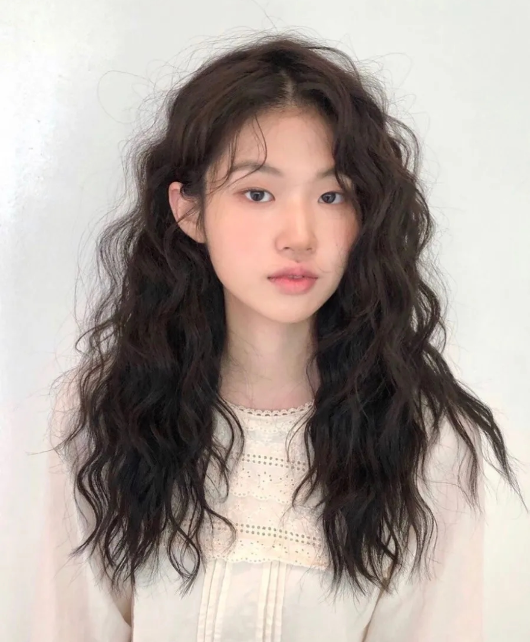 发型|秋季发型别乱剪,新流行发型20款来了,无论长短都很美