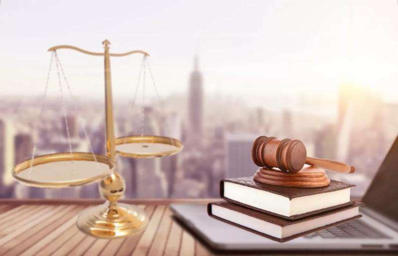 「法学」这3个大学专业,还是要谨慎填报,难学还容易挂科!