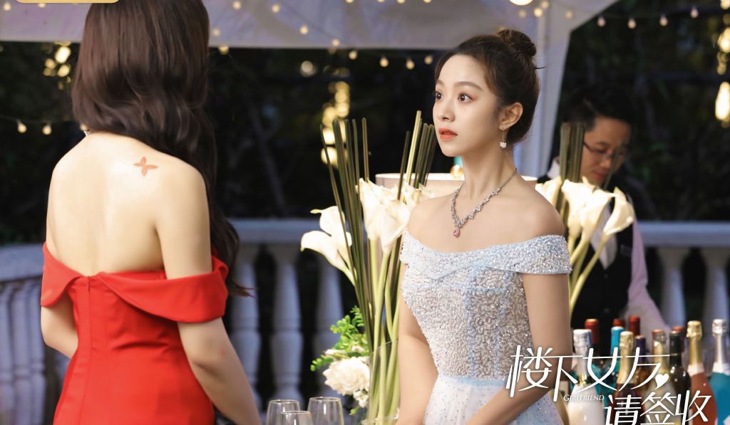 小暖@《楼下女友请签收》:救叶非墨的人到底是谁?真相即将浮出水面