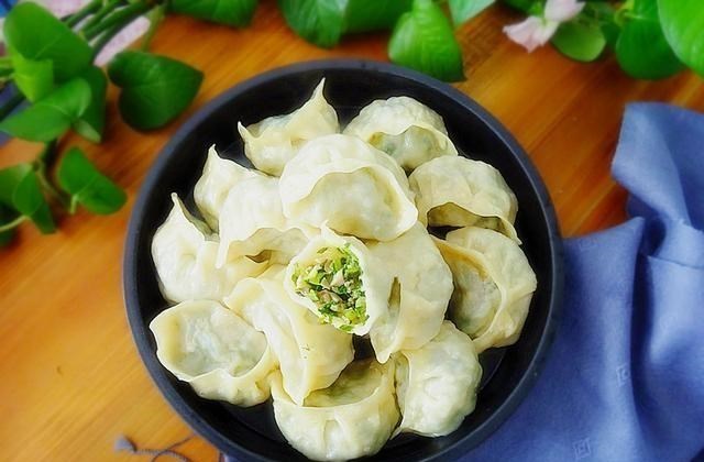 #羊肉#夏天蒸饺就做这馅，鲜香又养人，隔三差五吃几顿，精气十足过夏天