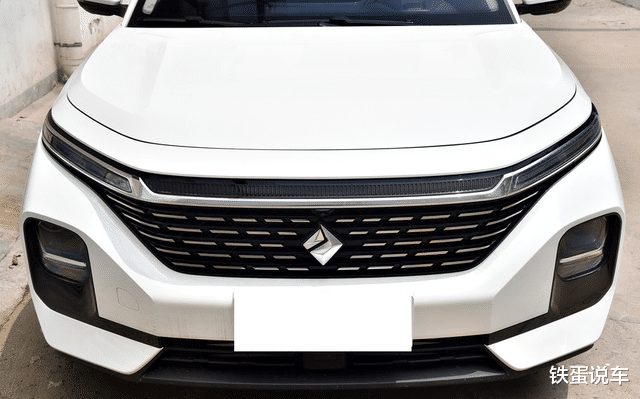 新车|人生第一辆车怎么选，莫过于省油大空间，不妨看看这三款