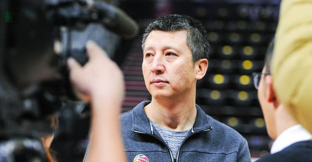 郭士强▲郭士强称球队恶补短板，已经为CBA开赛做准备，并特地点赞1人