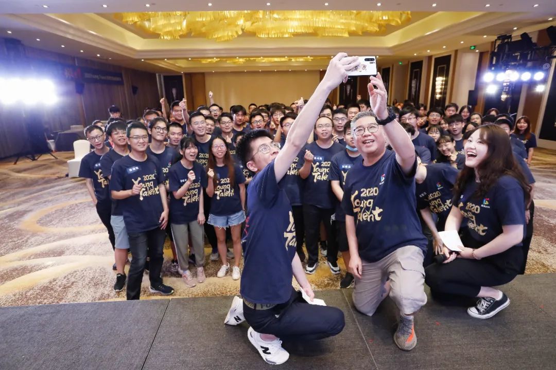 浦东发布 “授人以渔”打通“人才关”！人才缺口60万，张江这家企业却成为行业内的“黄埔军校”