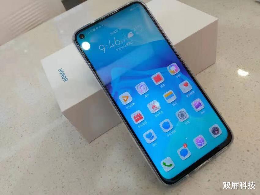 「华为荣耀」从高端跌至中端，从3499跌至2099，华为旗舰也很便宜