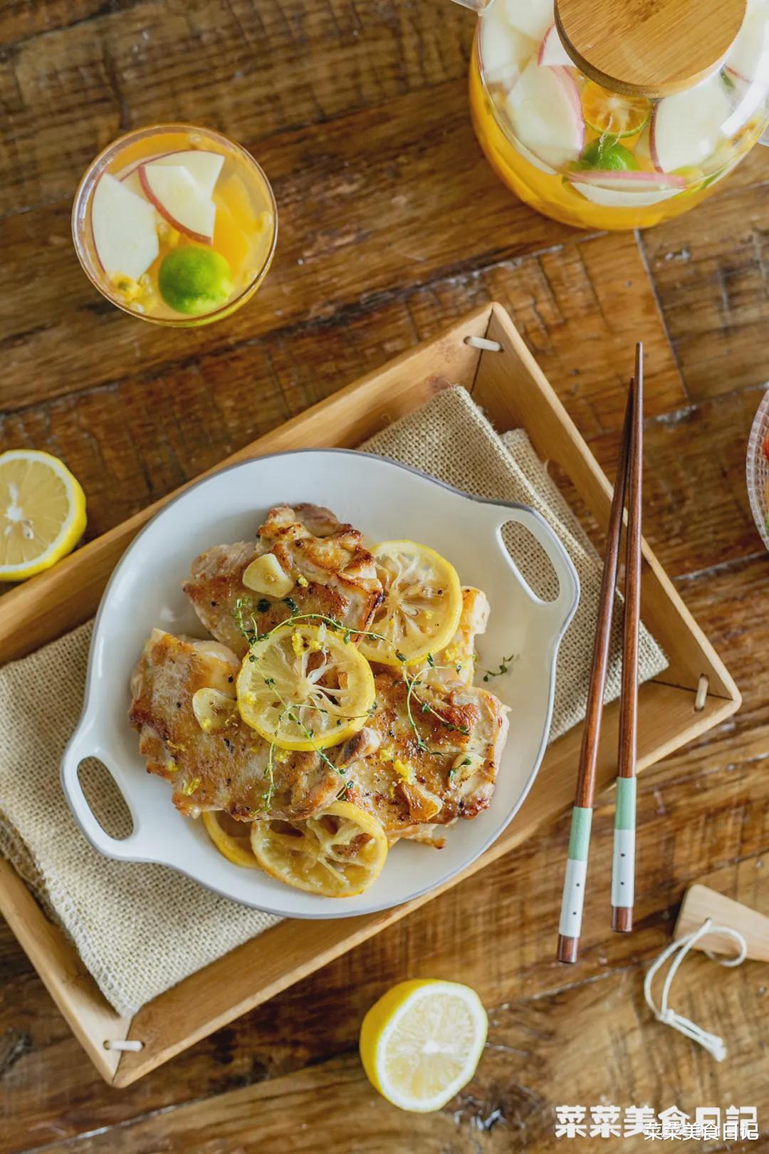 『柠檬』这肉好吃还能瘦!5分钟搞定,减肥党都爱这一口