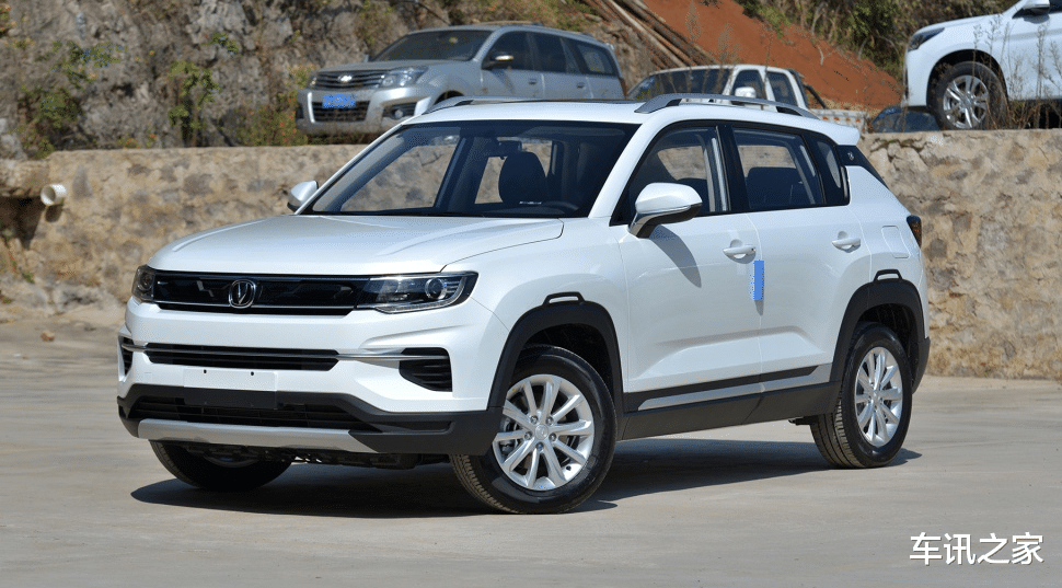 长安汽车|手握8万放弃长安CS35PLUS，这车可自动驾驶，和奥迪Q3一样帅气