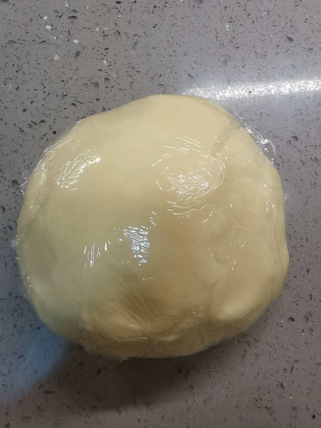 面食：这小饼一上桌，儿子一口气吃10个还说没吃够，柔软咸香，太好吃！