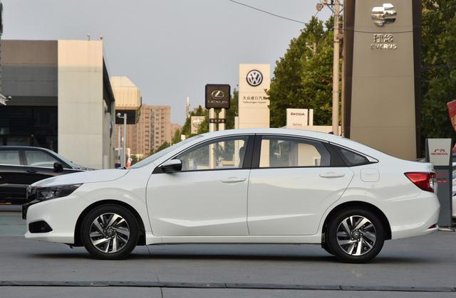 本田凌派|这本田车发飙！从10万跌至6.5万，空间堪比雅阁，不给国产留活路