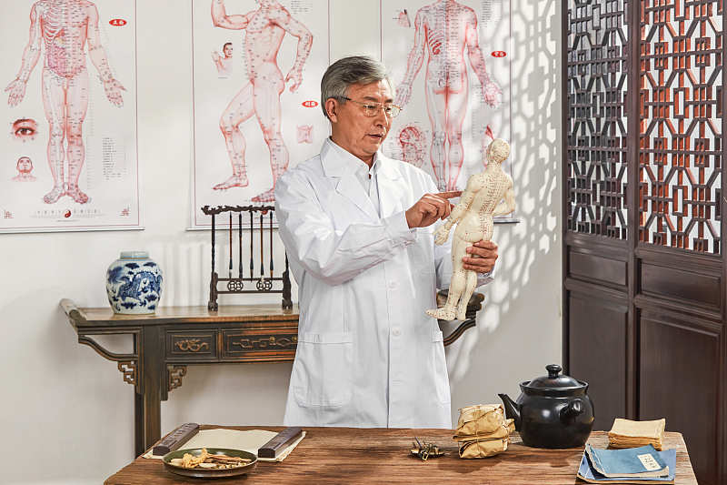 肝脏|孙思邈：留下的3味草药，悄悄泡水喝，还你“婴儿肝”