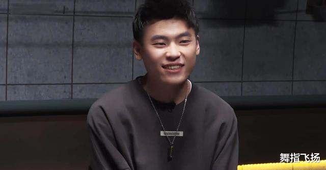 [郑钧]《我是唱作人2》郑钧再现赤裸裸式摇滚， GAI曲风突变唱情歌