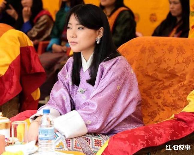 不丹王室公佈喜訊！27歲公主頭戴王冠大婚，跟新婚駙馬郎才女貌-圖6