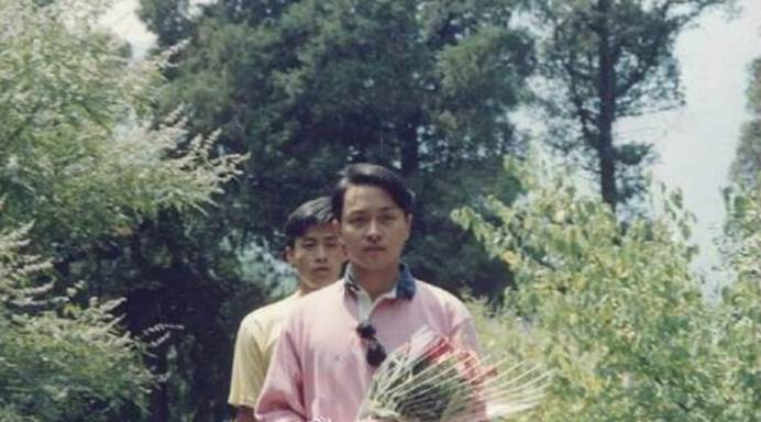 陈凯歌|唯一一部敢拿假剧本骗过审的电影,明星大腕却都以在里面跑龙套为荣