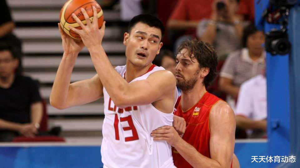 姚明▲第二个姚明！17岁小将身高有望超过姚明，技术全面，力量比姚明还强！