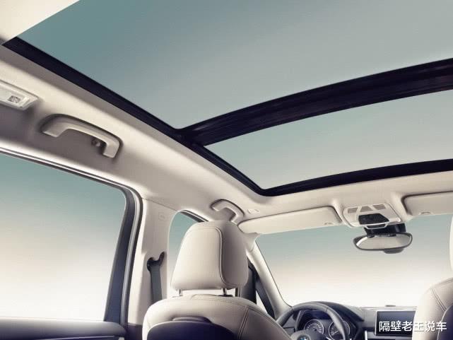 「动力」从22万跌至14万，宝马又出“价格屠夫”，七座油耗6.3L，却无人识货