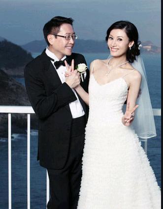 李嘉欣|50岁李嘉欣，8段迷乱情史之后，嫁给富豪，当第3者终于报应来了