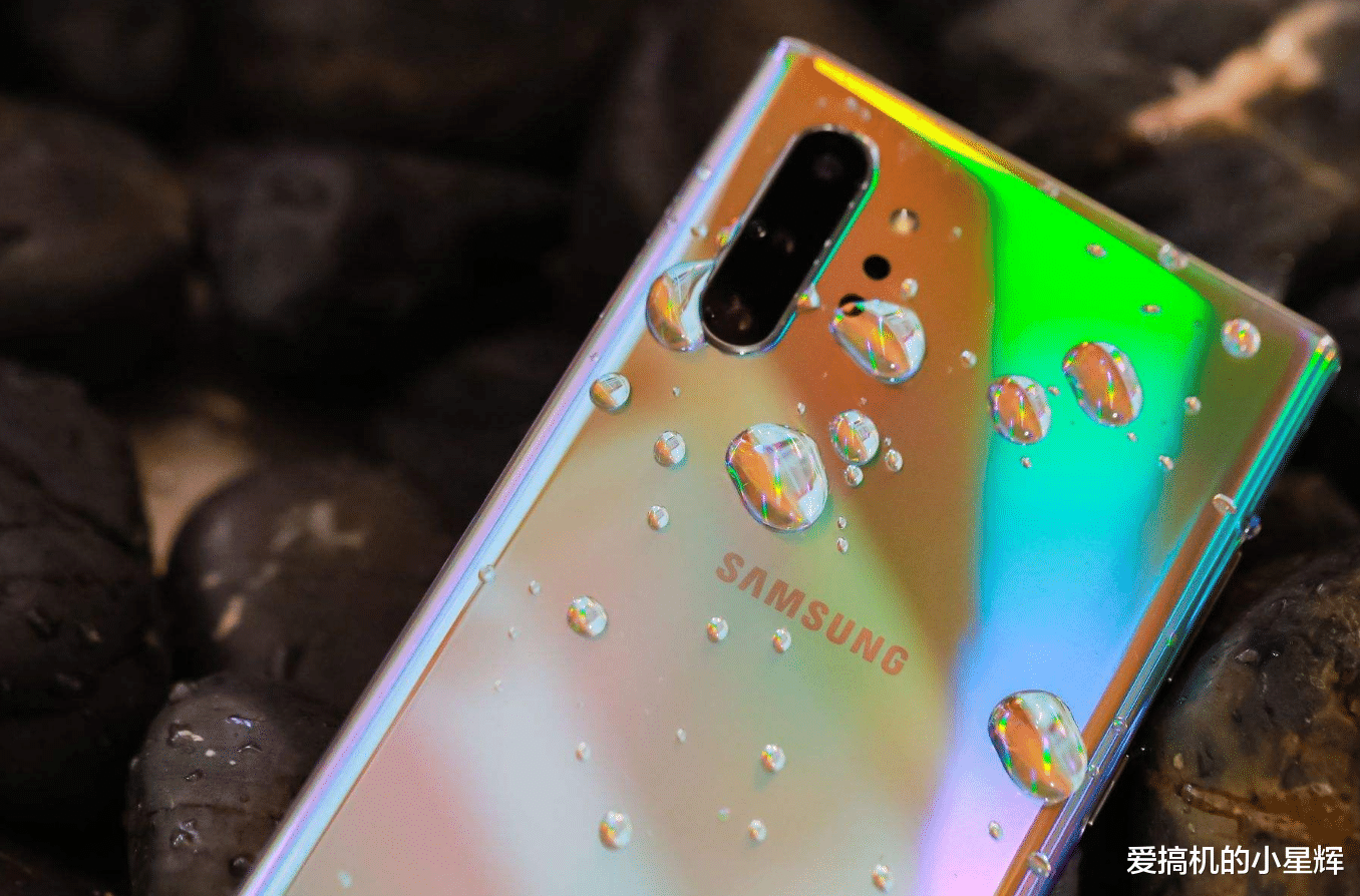 芯片|昔日顶级机皇如今暴跌1900元出售，2K屏+IP68防水+256GB+骁龙芯片