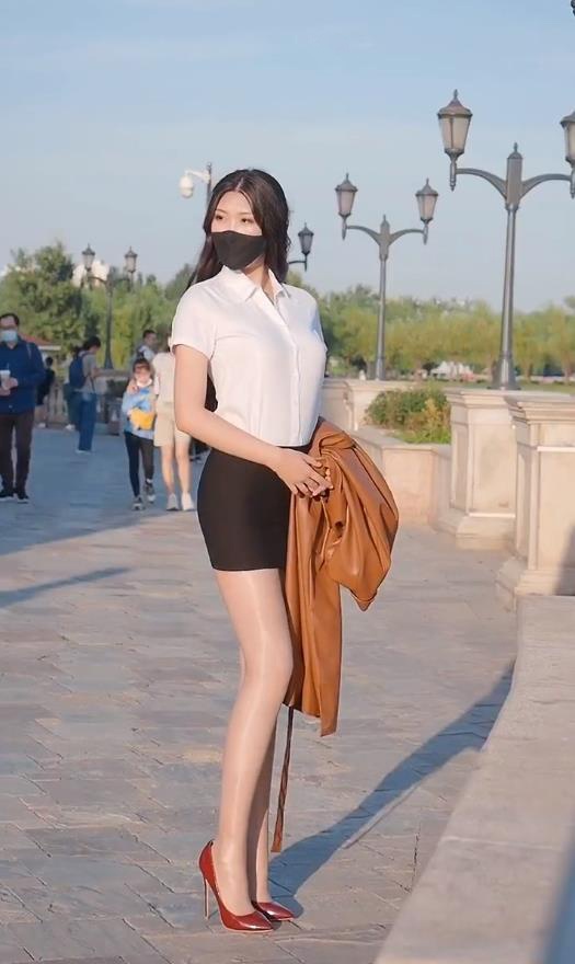 女孩|职场通勤风穿搭，大方干练，气场十足