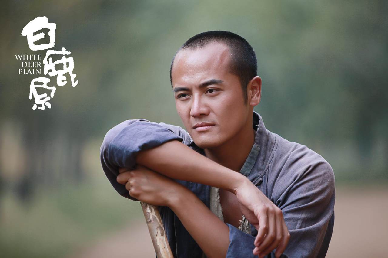 张嘉译|他是张嘉译亲表弟，被表哥用11部戏来捧红，现在登上央视红遍全国