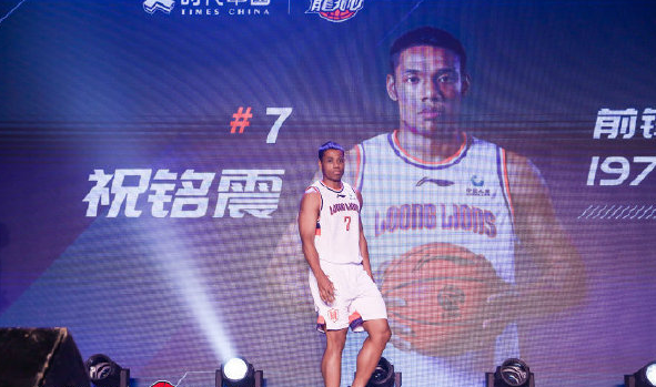 张镇麟|首秀！张镇麟27+12完爆所有新秀，祝铭震6中1、朱松玮8分