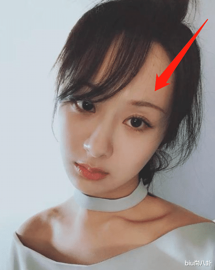 吴谨言■吴谨言带火了“剃眉毛妆”,当杨紫效仿后,才知眼睛大有多吃亏