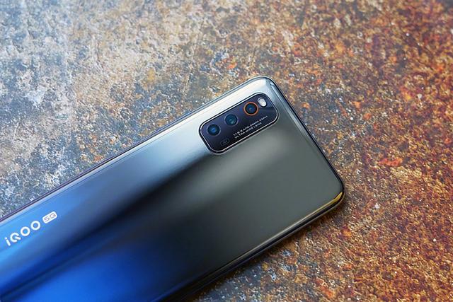 骁龙865|iQOO Neo 3发力，骁龙865配8GB内存仅2398元